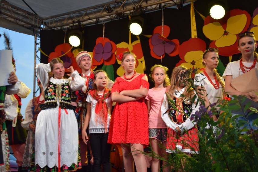 Festiwal Godki 2018. Znamy wyniki konkursów na najlepszych gawędziarzy, tancerzy, śpiewaków [NOWE ZDJĘCIA]