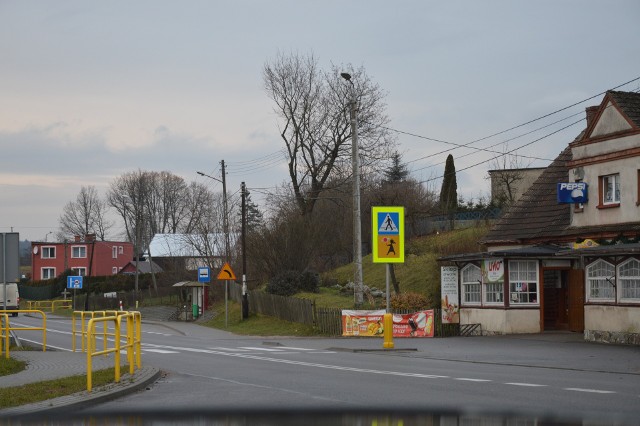 Niebezpieczne przejście w Półcznie.