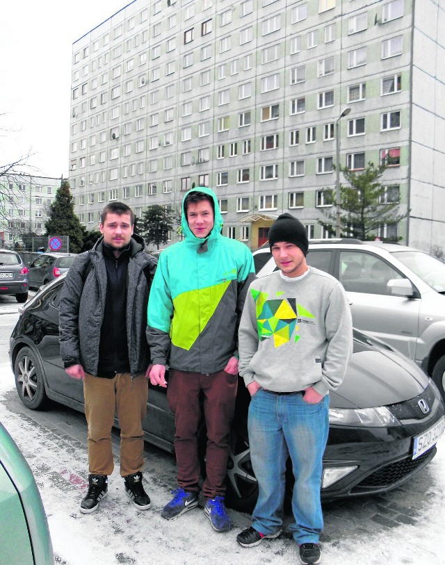 Przydałby się nowy parking lub klub dla młodzieży - powiedzieli nam Mateusz Sandomierski, Grzegorz Mundziki i Marek Miarka