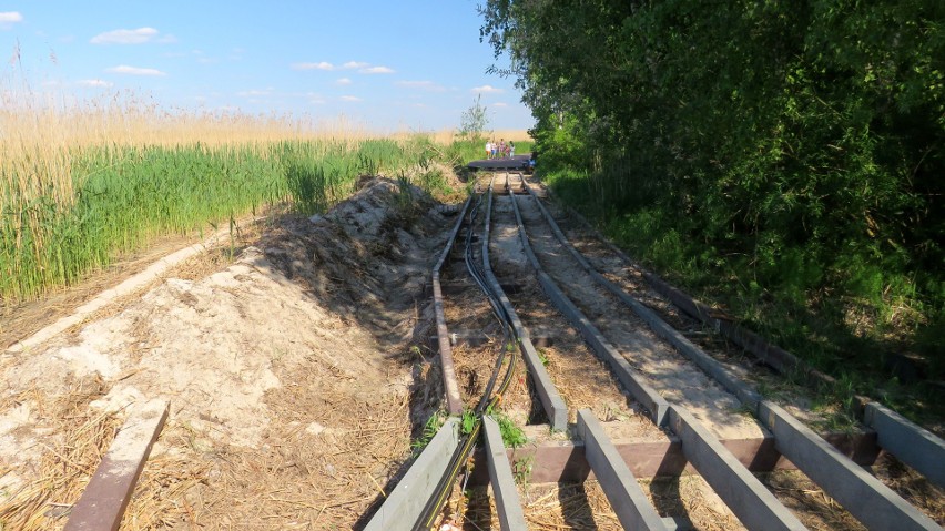 Jak idzie odbudowa spalonej promenady w Trzebieży? Termin już minął. ZDJĘCIA