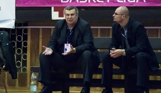 Prezes Siarki Tarnobrzeg Zbigniew Pyszniak i trener Arkadiusz Papka pozwali już terminarz gier swojego zespołu.