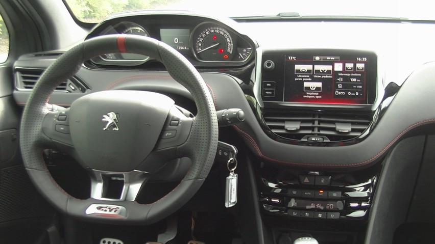 Peugeot 208 GTI...