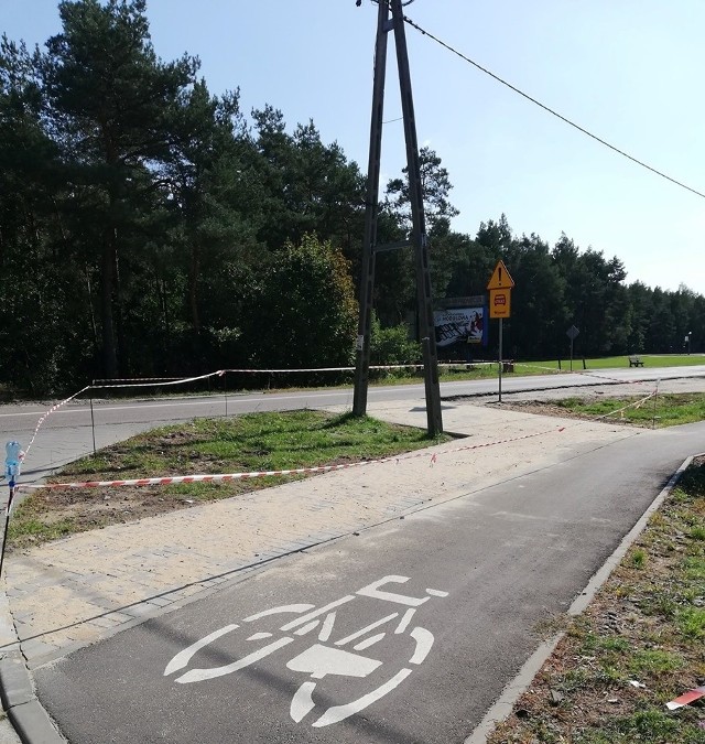 Po licznych wnioskach radnych i mieszkańców  przejście powstało także na ul. Lipnowskiej