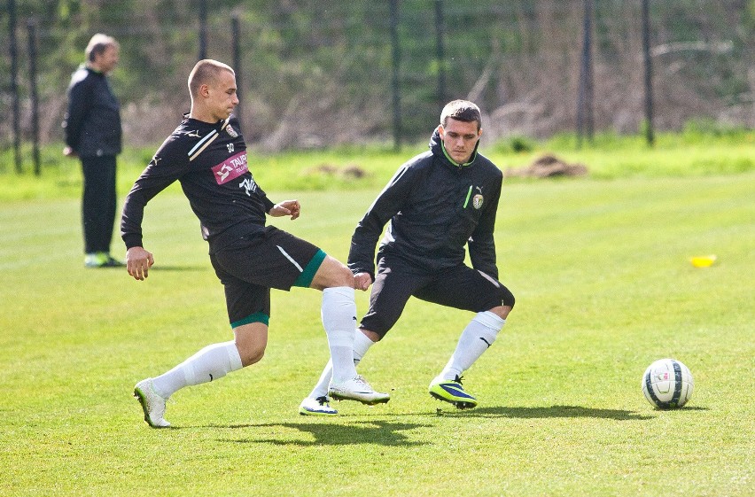 Piłka nożna: Pawłowski i Stevanović wrócili do treningów (ZDJĘCIA)