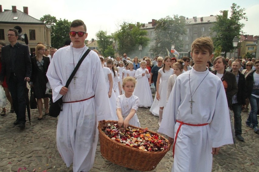 Boże Ciało 2016. Procesja ulicami Kielc 