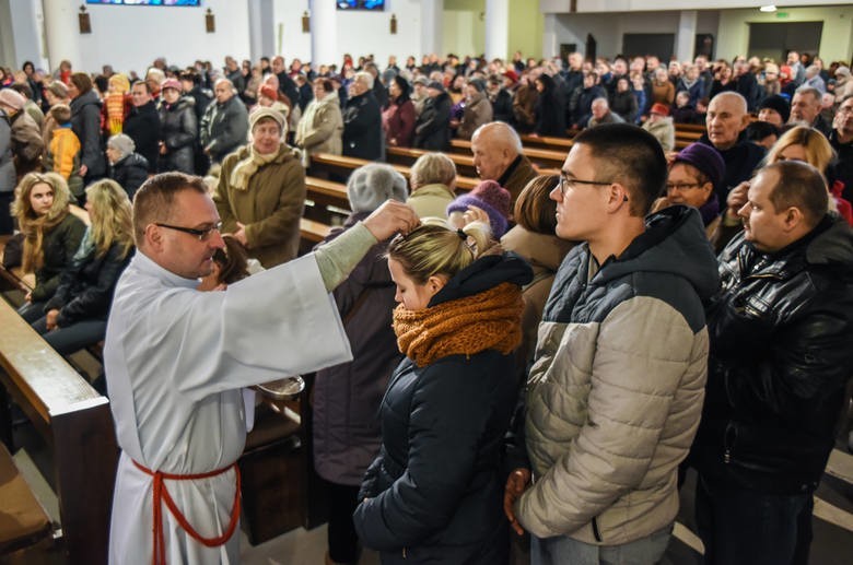 Środa Popielcowa - co można jeść? Ile pokarmów można zjeść?...