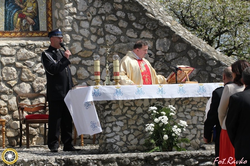 Powiatowa pielgrzymka strażaków w Skarżycach