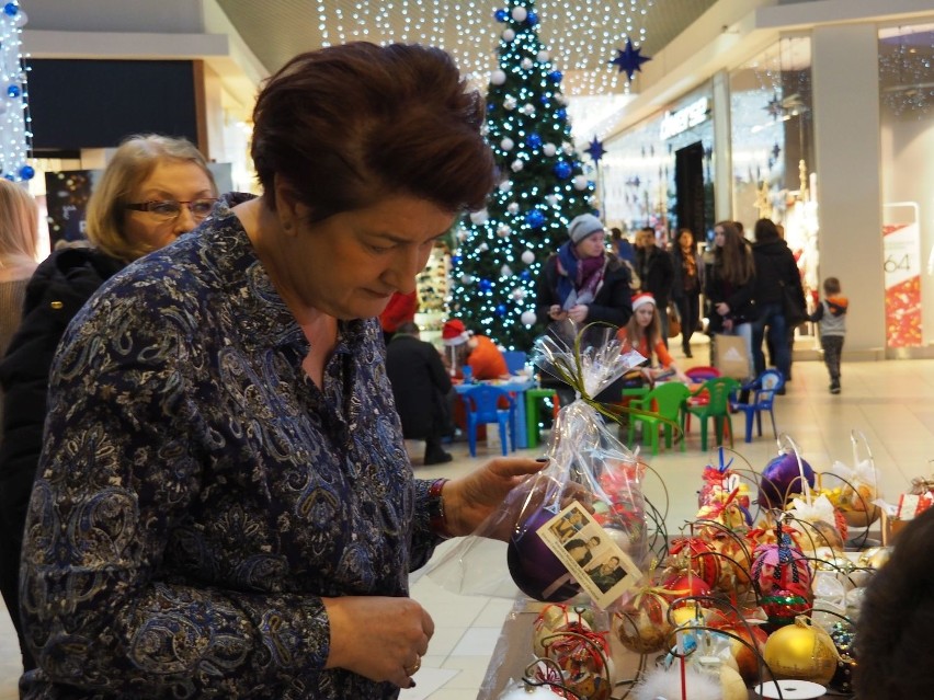 Galeria Atrium Biała. VIII Festiwal Bombki Choinkowej