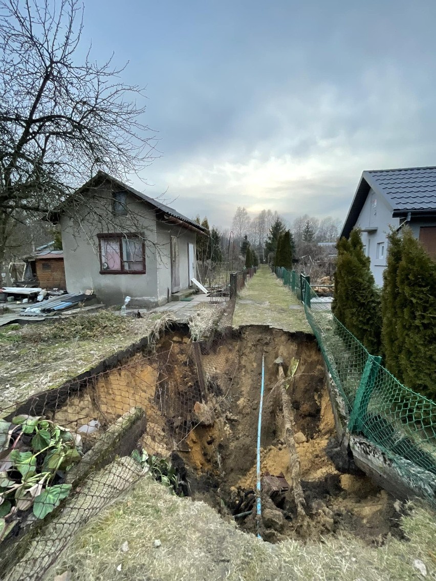 Zapadliska na terenie ogródków działkowych w Trzebini