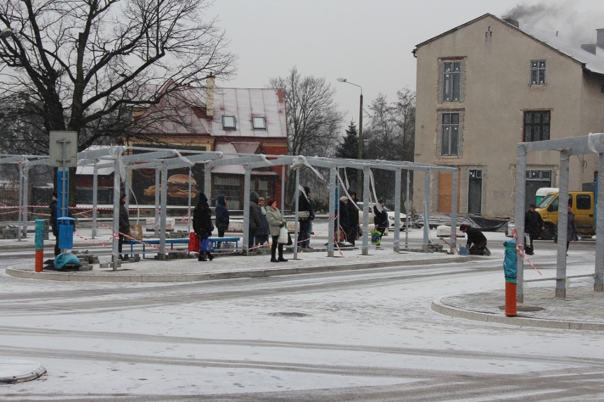 Chrzanów. Niekończący się remont dworca autobusowego