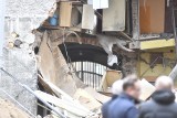 Zawaliła się kamienica przy ulicy 25 Czerwca w Radomiu. Rodziny straciły dach nad głową, miasto zapewni im nowe mieszkania (NOWE ZDJĘCIA)