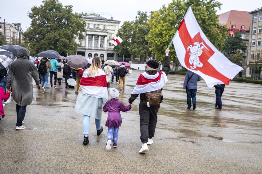 W Poznaniu mniejszość białoruska jest coraz liczniejsza. To...