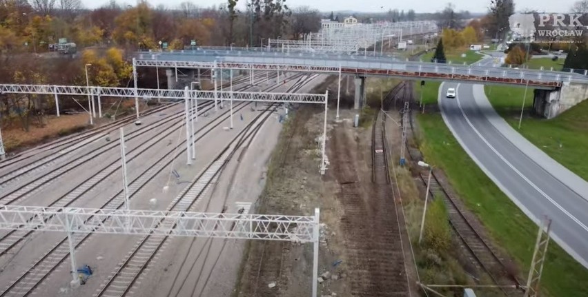 Trwa modernizacja stacji w Oświęcimiu i linii kolejowej 93,...