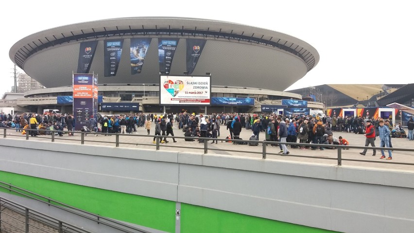 IEM 2017 Katowice : Fani gier stoją w kolejkach