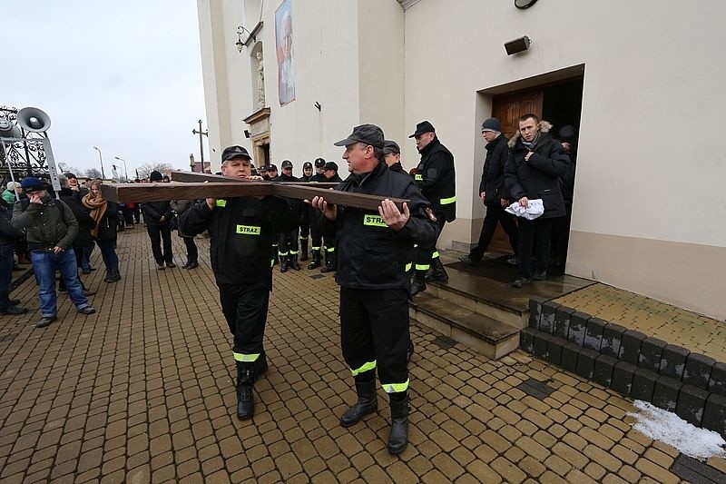 Droga Krzyżowa z Nowej Słupi na Święty Krzyż