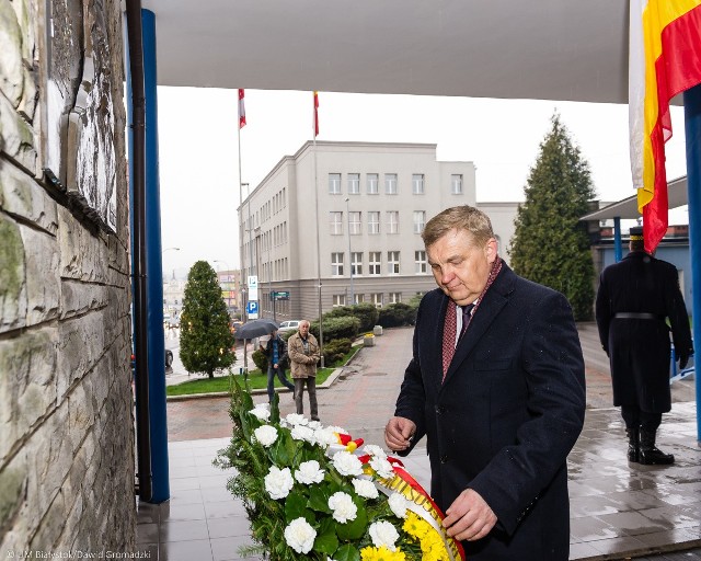 Prezydent Białegostoku Tadeusz Truskolaski uhonorował pamięć jednego ze swoich poprzedników, Andrzeja Piotra Lussy, w 21. rocznicę jego przedwczesnej śmierci