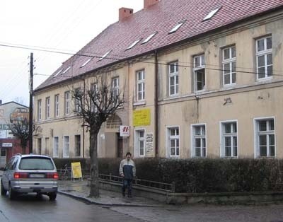 Remont budynku dawnego sądu przy ulicy Pocztowej ciągnie się już od dwóch lat, prace mają zakończyć się w tym roku