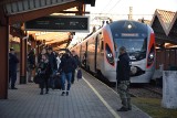 Pasażerowie pierwszego pociągu z Ukrainy do Przemyśla: udało się nam uciec przed rosyjskimi rakietami [ZDJĘCIA]