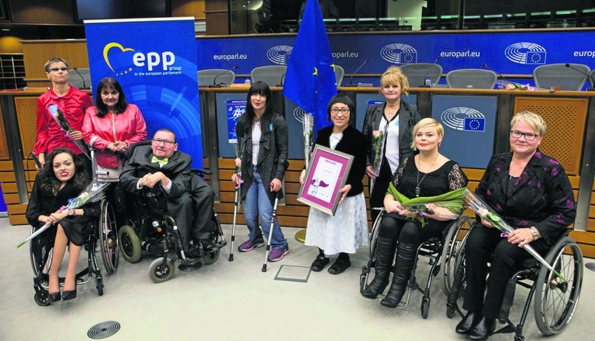 Osiem „Lady Disabled” (Dam Niepełnosprawnych) odbierało wyróżnienia