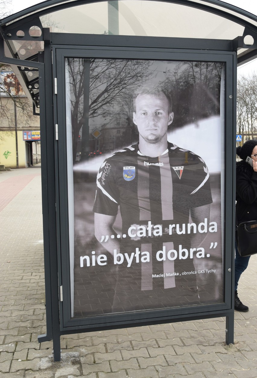 Piłkarze GKS Tychy przepraszają za słabą grę. Biją się w piersi na plakatach