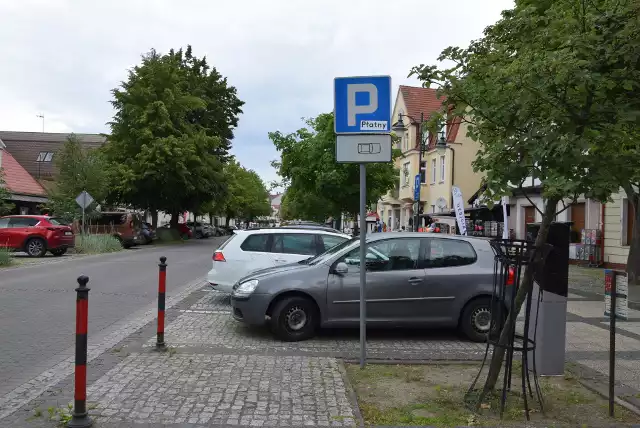 Od 17 czerwca w Ustce obowiązuje strefa płatnego parkowania. Parkomaty zainstalowano na 18 ulicach w centrum miasta