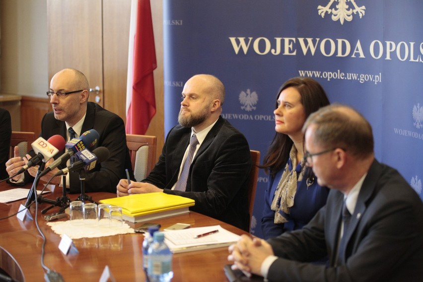 Wiceminister zdrowia Krzysztof Łanda gościł w piątek w Opolu
