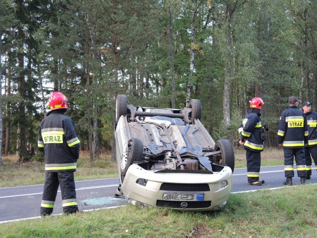 Dzisiaj (wtorek) około godziny 16 doszło do wypadku na drodze krajowej nr 21 niedaleko Dretynia (gm. Miastko).