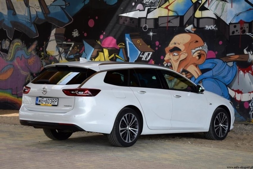 Opel Insignia Sports Tourer 2.0 CDTI AT8 Elite...