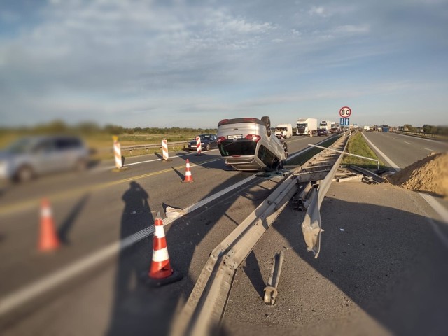 Kierowca został ukarany mandatem w wysokości 1500 zł i otrzymał 10 pkt karnych.