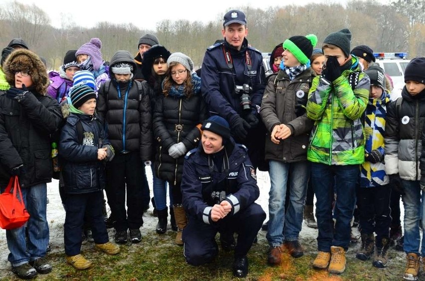 Akcja ratunkowa na Rusałce! Człowiek wpadł do wody