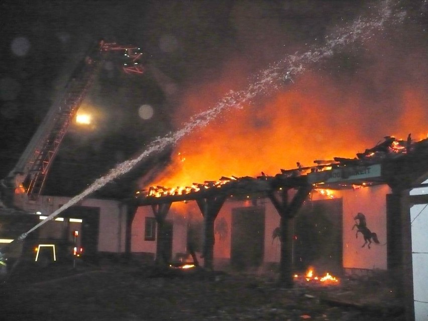 Pożar ośrodka Mustang w Lubniewicach
