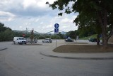 Nowy Sącz. Parking pod Panoramą jeszcze nieczynny, a już tam parkują [ZDJĘCIA]