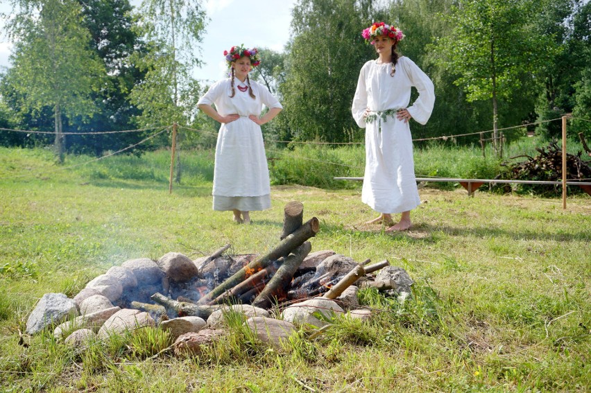 Noc świętojańska w Muzeum Wsi Lubelskiej. Tym razem z okrojonym programem. Zobaczcie zdjęcia 