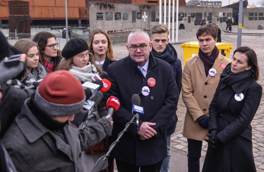 05.02.2019 Gdańsk. Na placu Solidarności odbyła się...