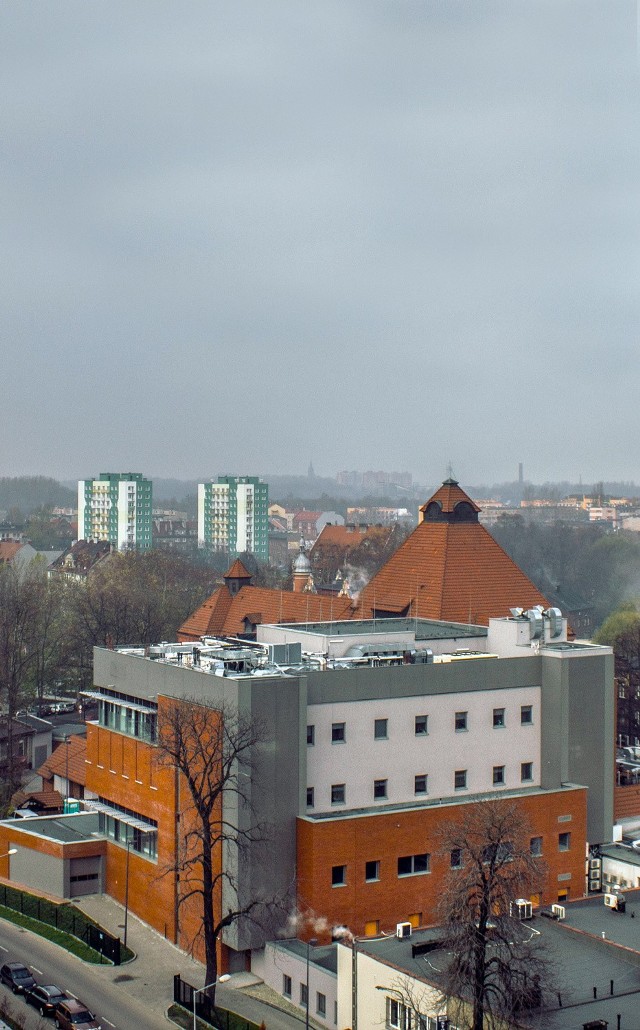 Centrum Leczenia Oparzeń w Siemianowicach Śląskich to jeden z najlepszych szpitali w Polsce. Dziśotwiera nowy pawilon