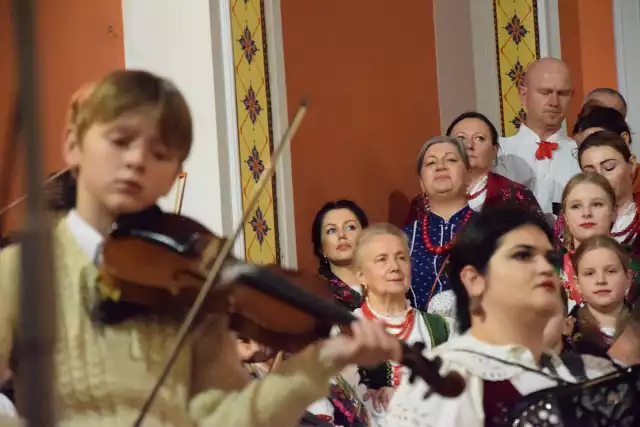 Wczoraj 24 grudnia góralska pasterka w kościele pod wezwaniem Matki Bożej Pocieszenia w bielskiej Straconce odbyła się po raz 11