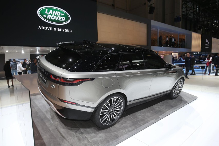 Range Rover Velar...