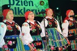 Dzień Folkloru w Niesułkowie (gm. Stryków). Zjechały się zespoły z całego woj. łódzkiego ZDJĘCIA