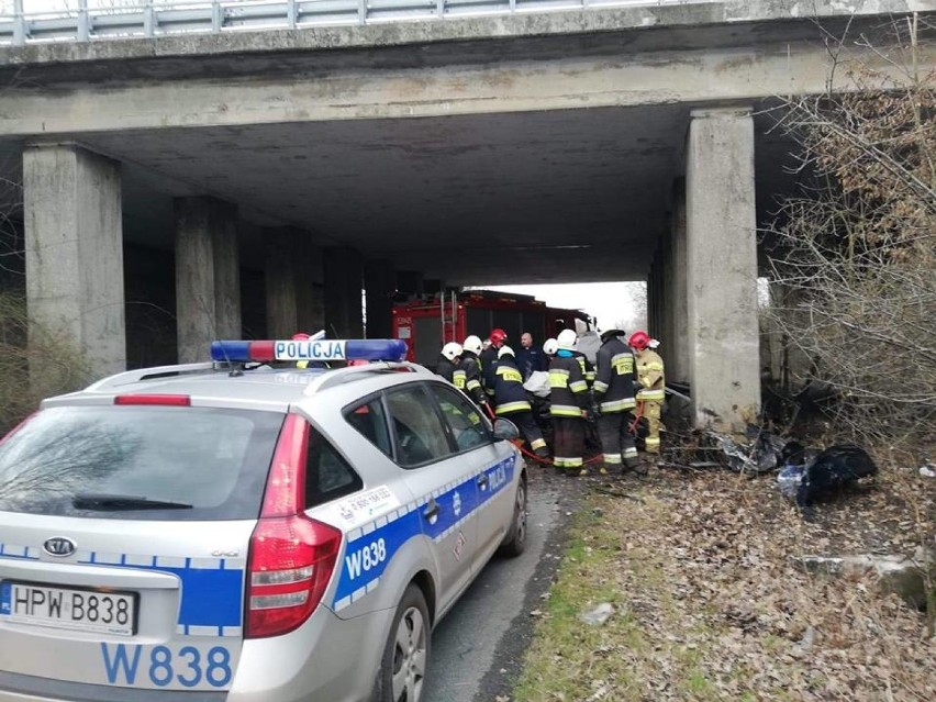 Wypadek był na drodze powiatowej między Starą Dąbrową i...