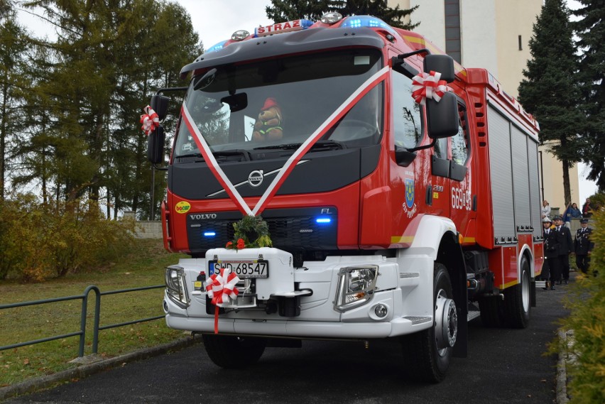Oto nowy samochód strażaków OSP Połomia