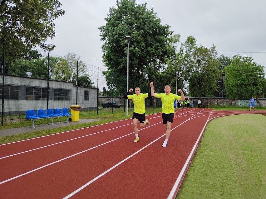 Nowy kompleks sportowy w Niemodlinie uroczyście otwarty.