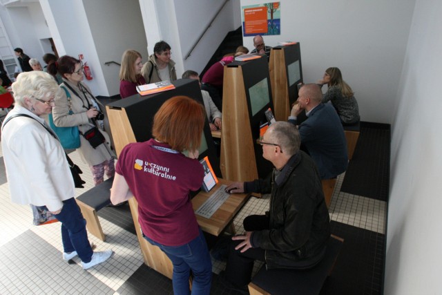 Muzeum Emigracji w Gdyni udostępniło największą bazę genealogiczną