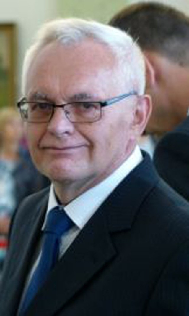 Prof. JANUSZ WRONA, historyk z  UMCS w Lublinie, autor m.in.: „System partyjny w Polsce 1944-1950”.