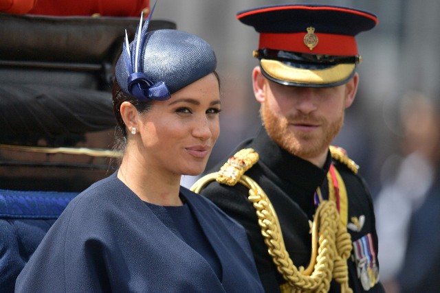 Jako "nieczynny" członek rodziny królewskiej, książę Harry nie będzie mógł nosić munduru wojskowego podczas żadnego z pięciu oficjalnych wydarzeń prowadzących do pogrzebu zmarłej monarchini
