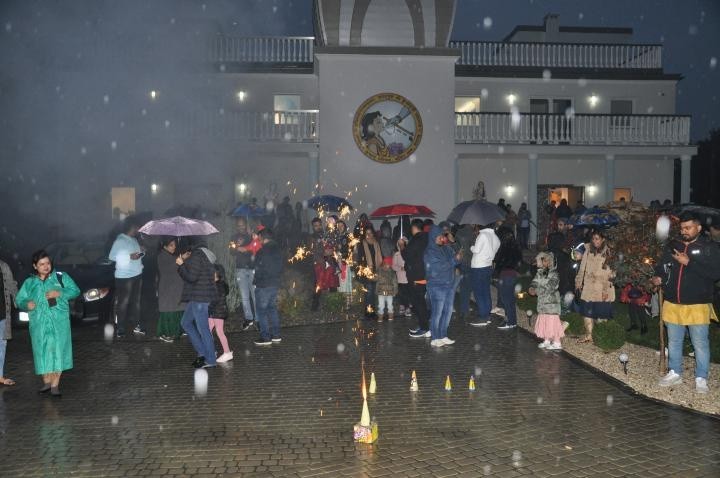 Święto Diwali w świątyni hinduskiej w Brzegach pod Krakowem    