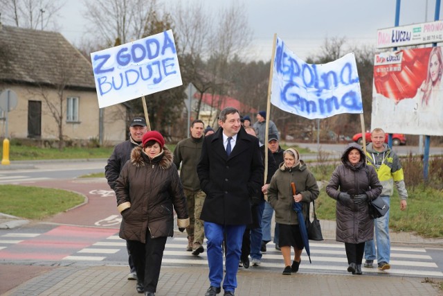 Dwie manifestacje. Jedna za utworzeniem gminy Grabówka, druga przeciw podziałowi gminy Supraśl.