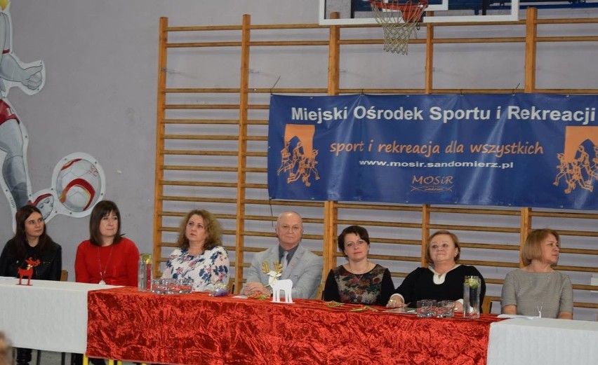 O wsparciu rozmawiali na forum dla rodzin osób niepełnoprawnych w Sandomierzu