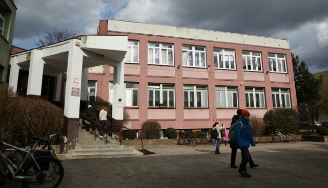 Szkoła podstawowa nr 91, ul. Sempołowskiej 