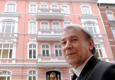 Jerzy Kaliszan, dyrektor Wojewódzkiego Ośrodka Metodycznego jest dumny z wyremontowanej siedziby przy ul. Łokietka