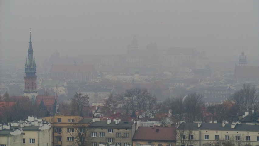 Smog nad Małopolską. Fatalna jakość powietrza w Krakowie i...